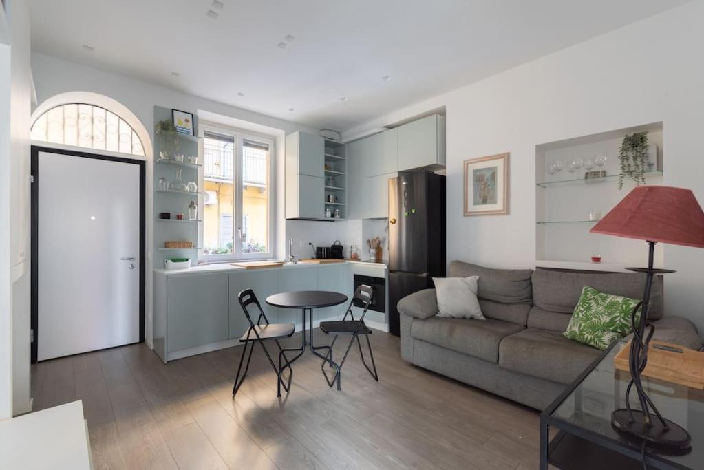 Cozy Apartment: Fioravanti12 Mailand